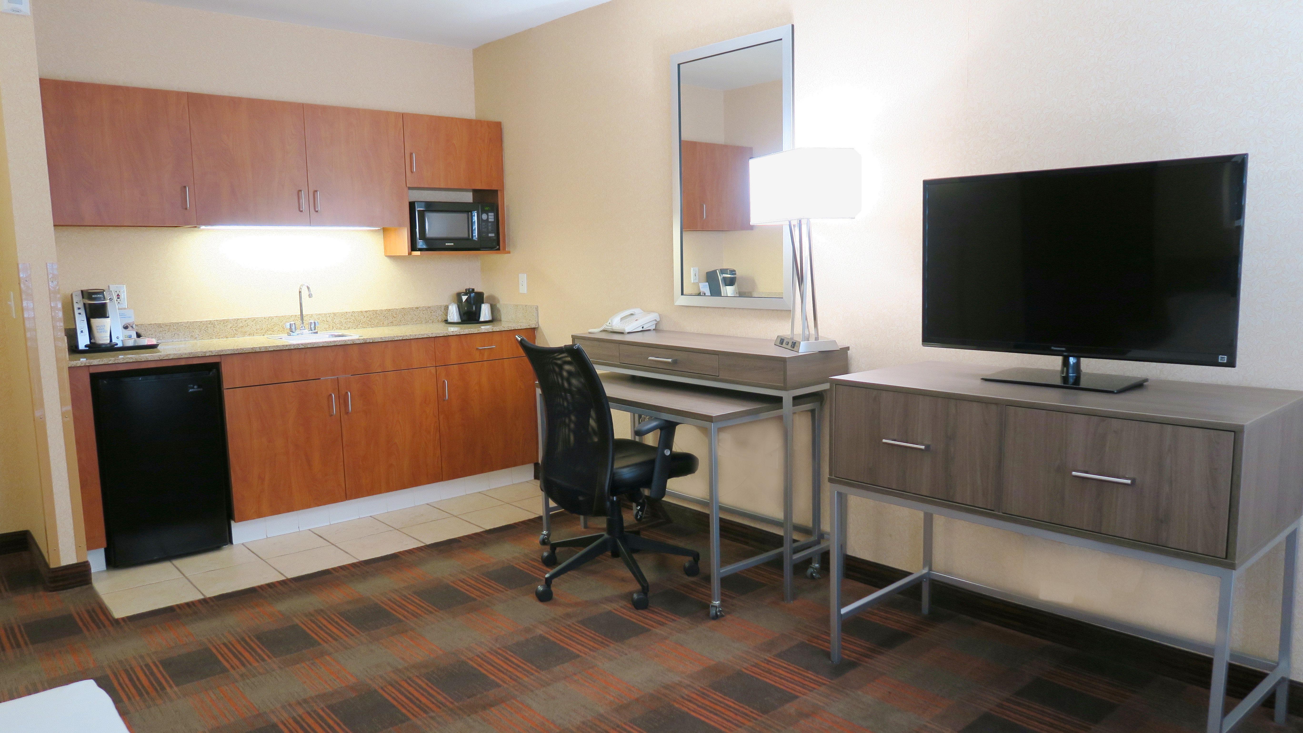 Holiday Inn Express & Suites Elk Grove Central - Hwy 99 By Ihg Bagian luar foto