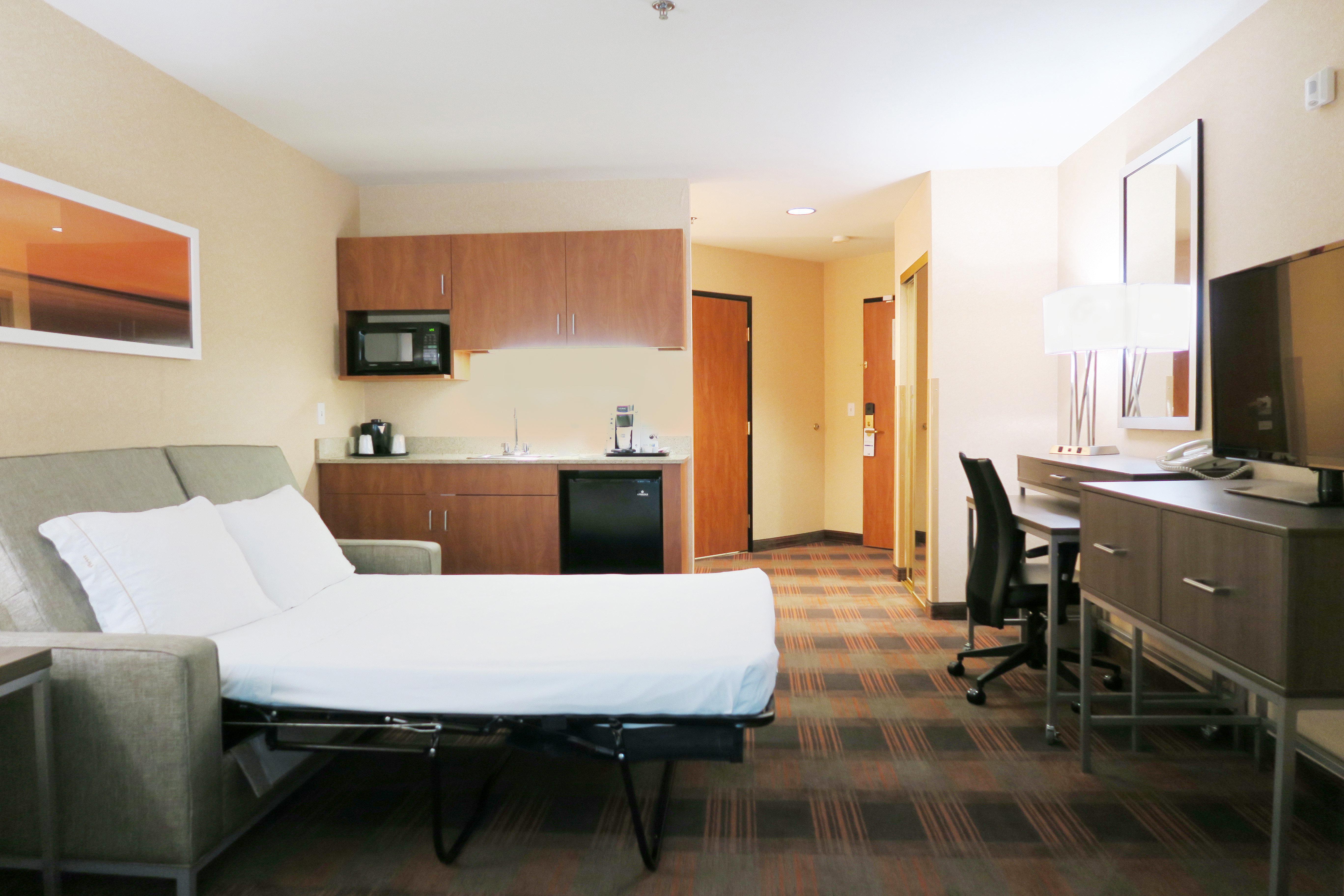 Holiday Inn Express & Suites Elk Grove Central - Hwy 99 By Ihg Bagian luar foto