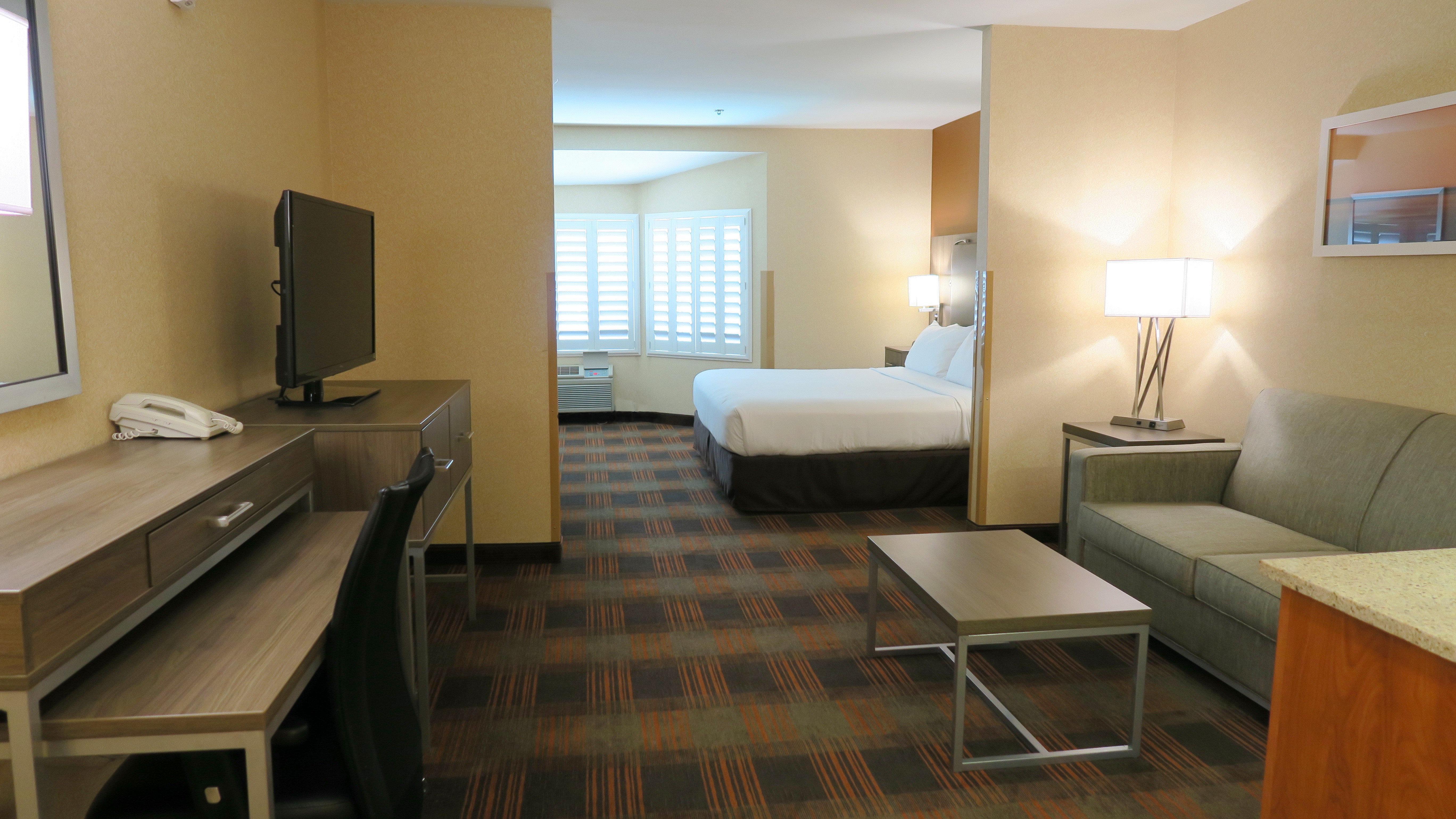 Holiday Inn Express & Suites Elk Grove Central - Hwy 99 By Ihg Bagian luar foto