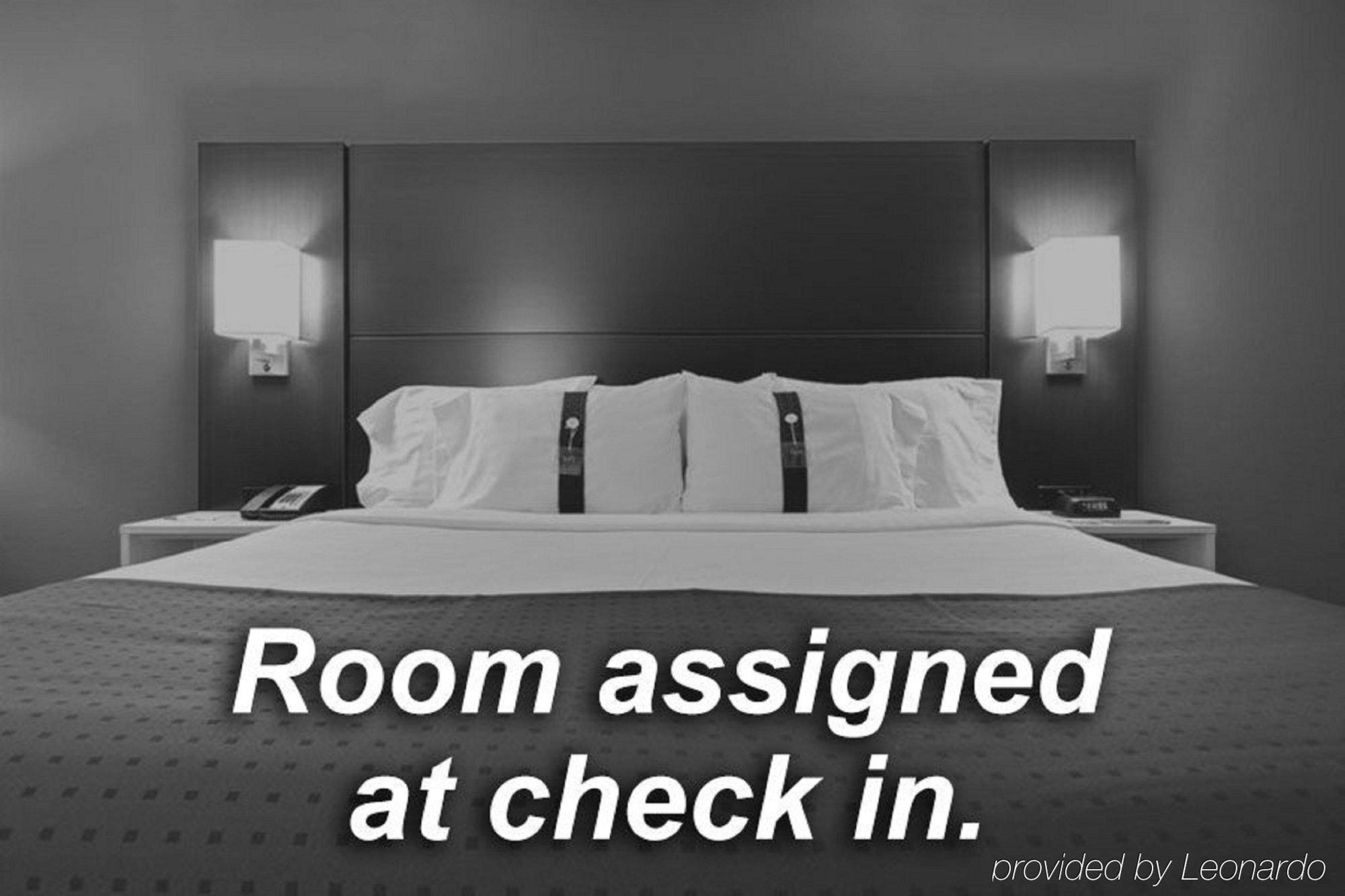 Holiday Inn Express & Suites Elk Grove Central - Hwy 99 By Ihg Bagian luar foto